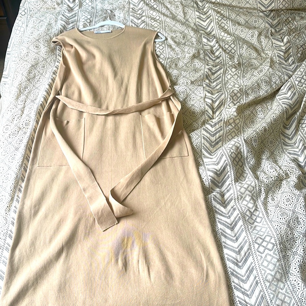 Sleeveless Nude dress